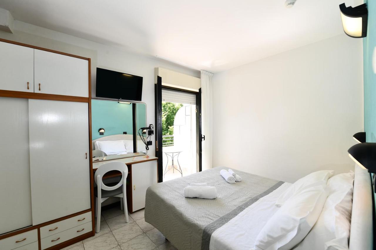 Hotel Criniera D'Oro Rimini Zewnętrze zdjęcie