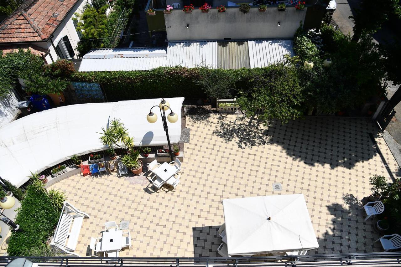 Hotel Criniera D'Oro Rimini Zewnętrze zdjęcie